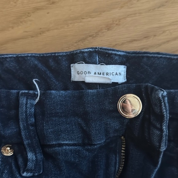 Good American Navy Skinny Jeans - Picture 3 of 3